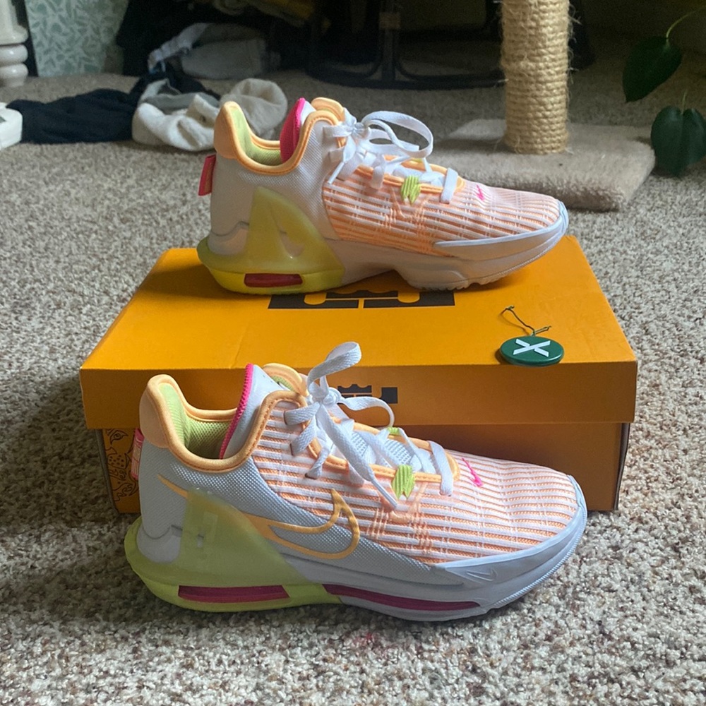 Nike LeBron Witness 6 Light Melon Orange